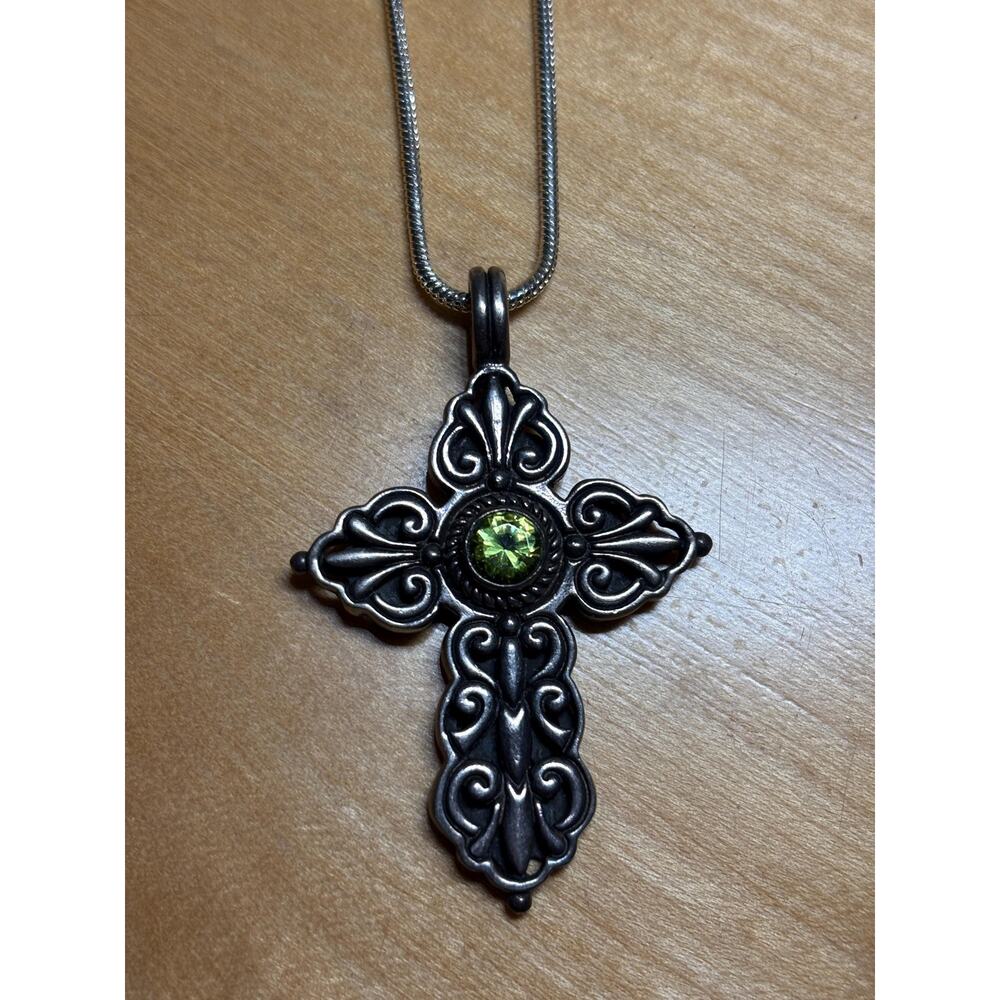 Vintage Hefty 925 Sterling Silver Ornate Green Peridot Cross Necklace 18" - Picture 2 of 15